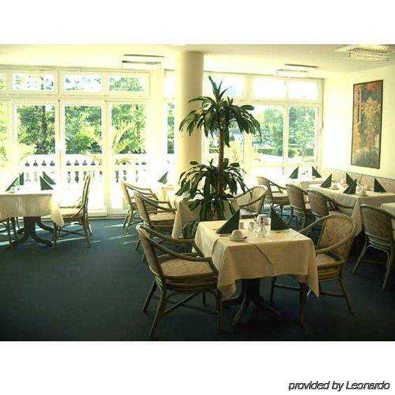 Hotel Kubrat An Der Spree Berlin Restaurant photo